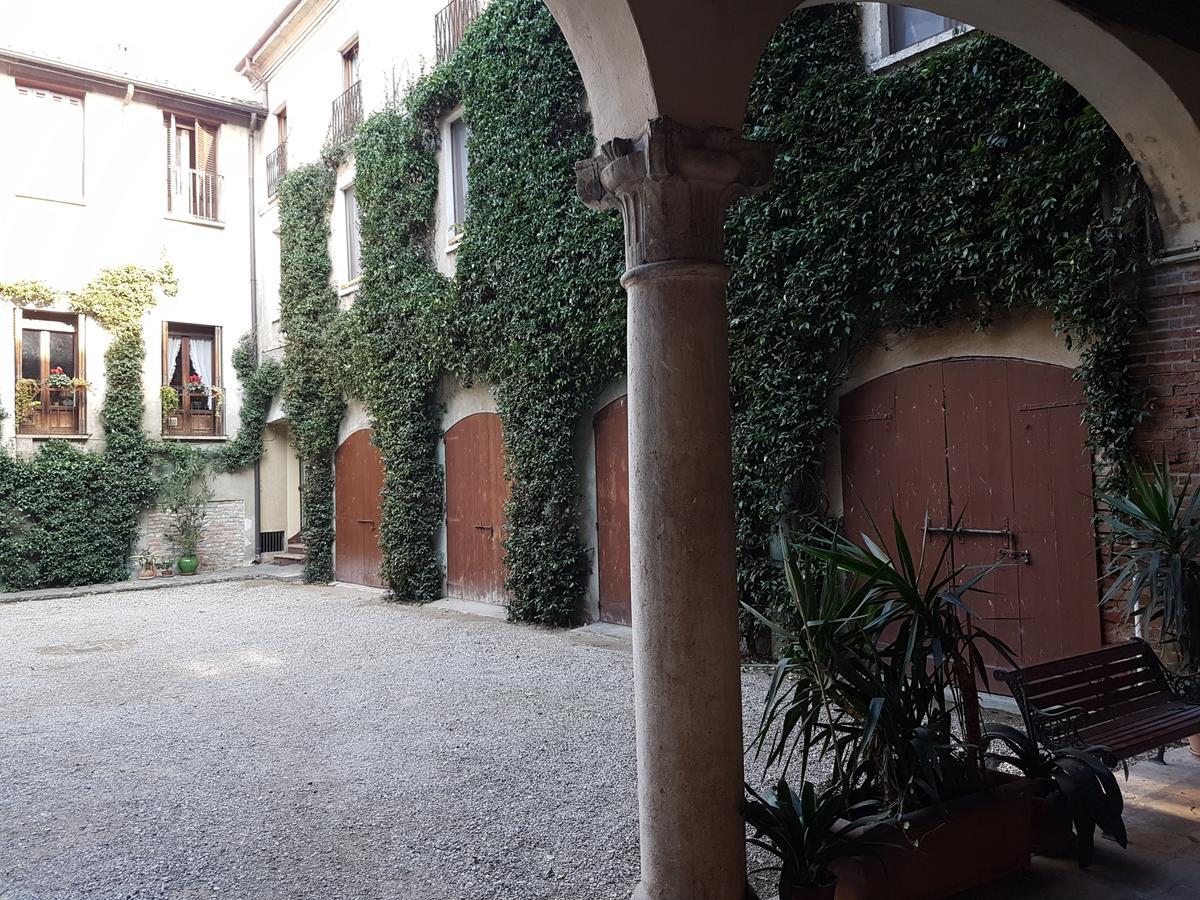 Corte Pomponazza Мантуя Экстерьер фото